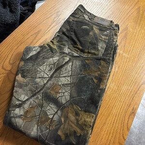 Wrangler realtree camo jeans size 34x34